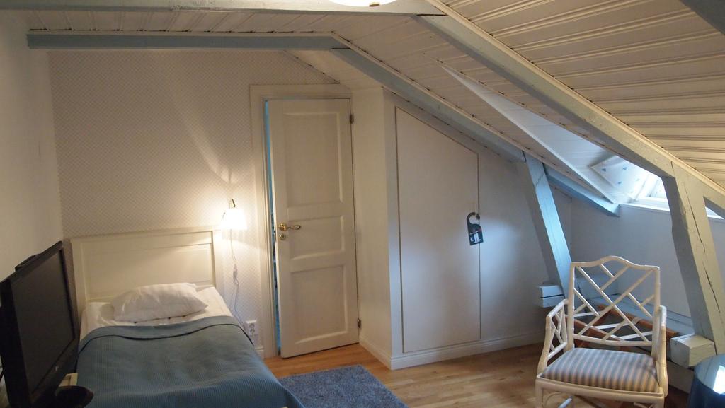 Mustion Linna / Svarta Manor Room photo