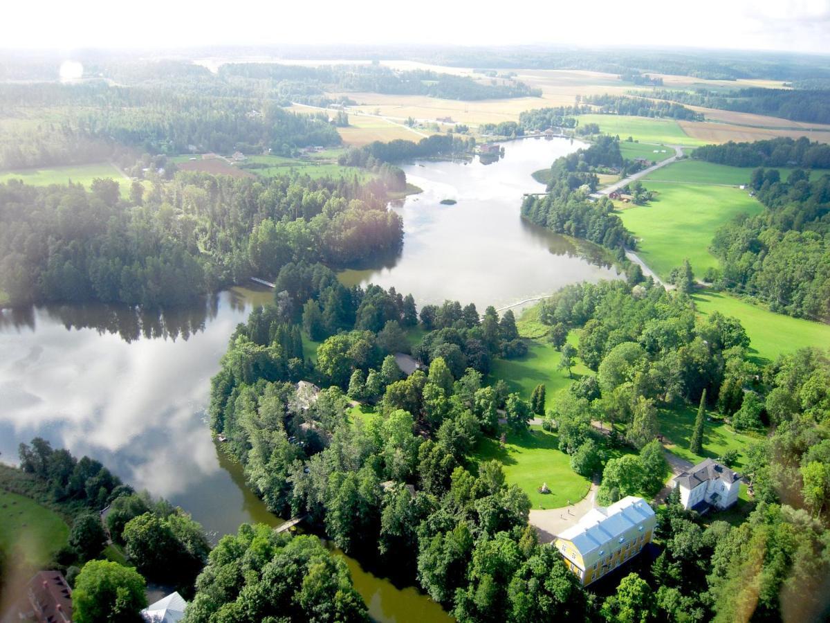 Mustion Linna / Svarta Manor Exterior photo